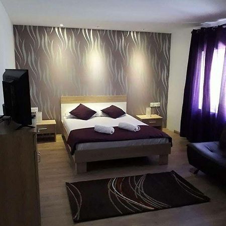 Sunstone Boutique Guest House Buġibba Eksteriør billede