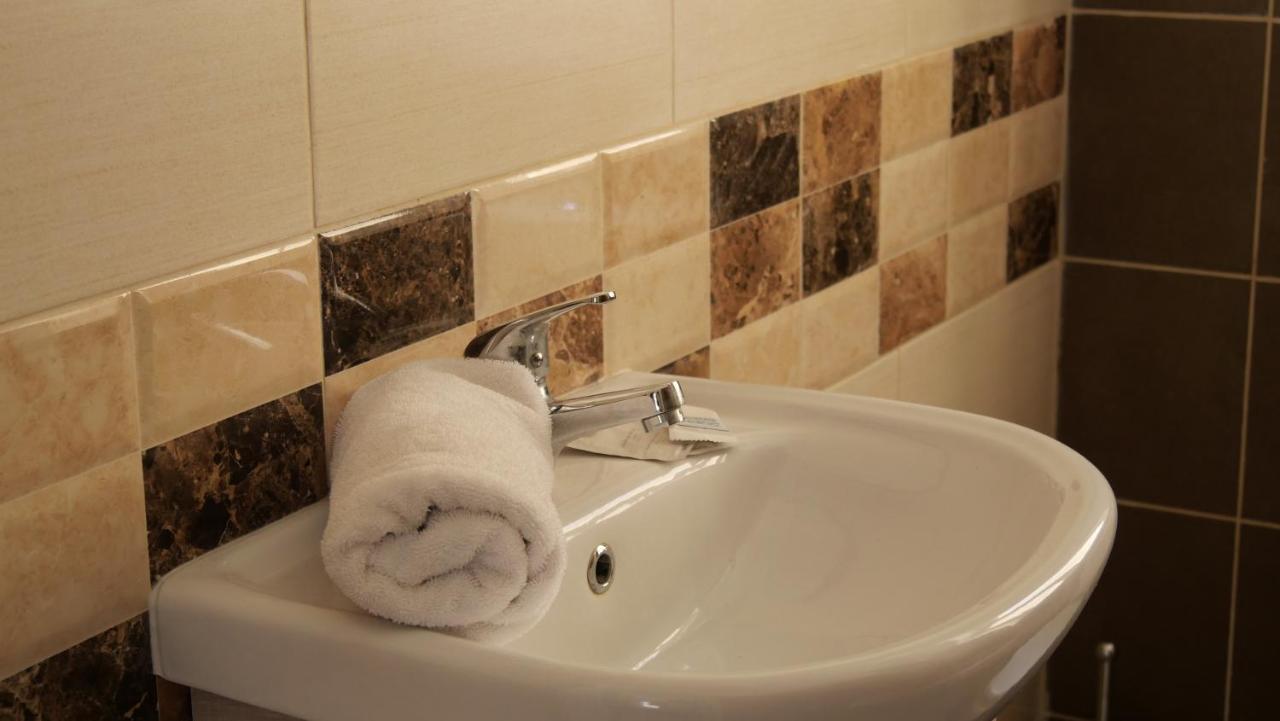 Sunstone Boutique Guest House Buġibba Eksteriør billede