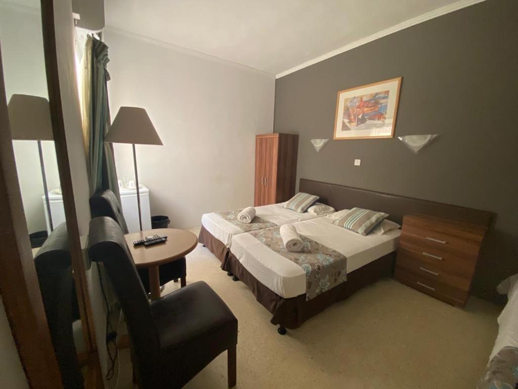 Sunstone Boutique Guest House Buġibba Eksteriør billede